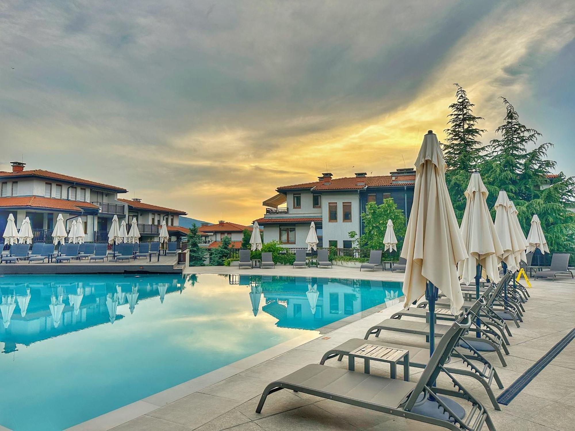 Sm Lovely Apartments On The First Line In Sozopol Exteriör bild