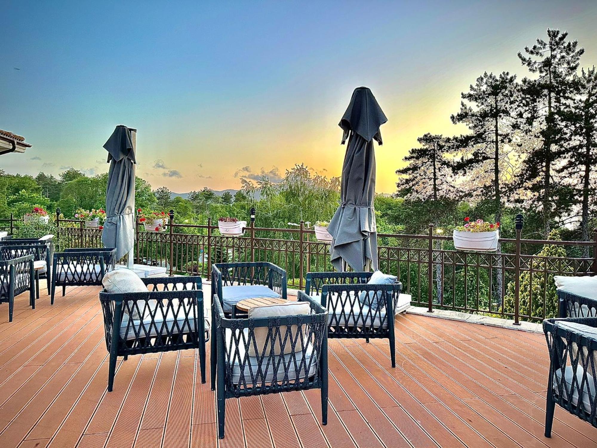 Sm Lovely Apartments On The First Line In Sozopol Exteriör bild